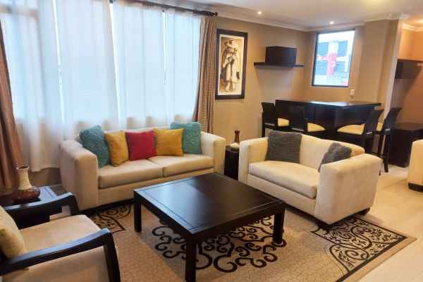 DEPARTAMENTO  AMOBLADO EN VENTA UBICADO AL SUR DE CUENCA