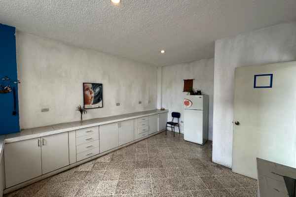 EN RENTA OFICINAS PARA LOCALES, CONSULTORIOS MEDICOS