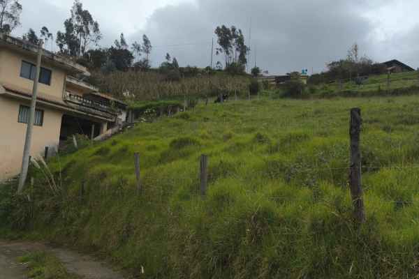 TERRENO EN VENTA EN LOS LAURELES SUBIDA A CONTROL SUR
