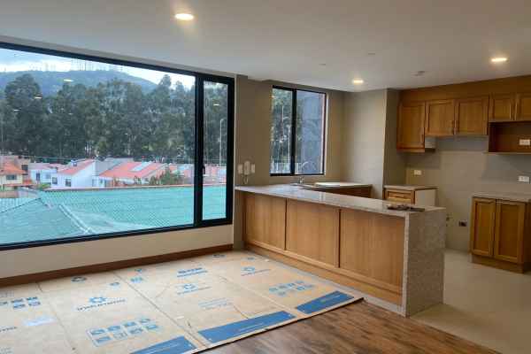 DEPARTAMENTO DE VENTA 3 DORMITORIOS 2 GARAJES AVENIDA SOLANO