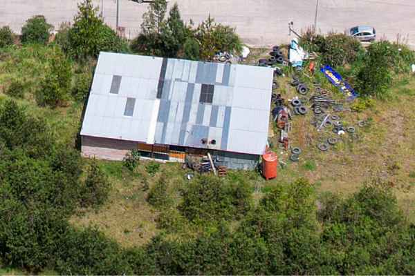 SE VENDE TERRENO CON GALPON EN ZONA INDUSTRIAL DE TARQUI